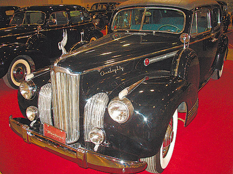 Американский "Паккард-180".