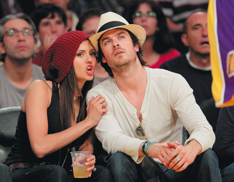 ...Однако все чаще Йена стали видеть вместе с партнершей по сериалу «Дневники вампиров» Ниной Добрев. В прессу уже просочились слухи об их романтических отношениях, правда, сама Нина эти досужие домыслы всячески отрицает.