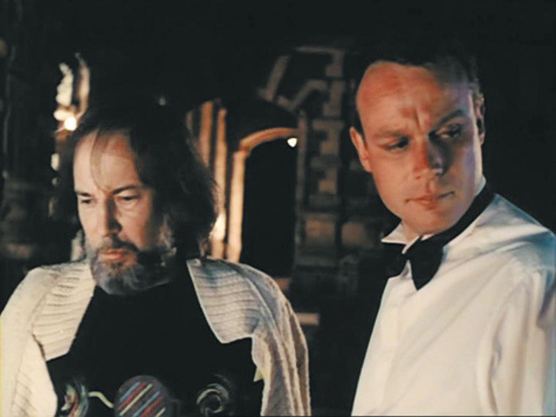 В 1997 году на экраны вышел фильм «Принцесса на бобах». В нем после долгого перерыва в кинокарьере появился Владимир Конкин. Причем 
в непривычном для его поклонников образе: комичного, лохматого, 
не приспособленного к жизни бывшего мужа главной героин