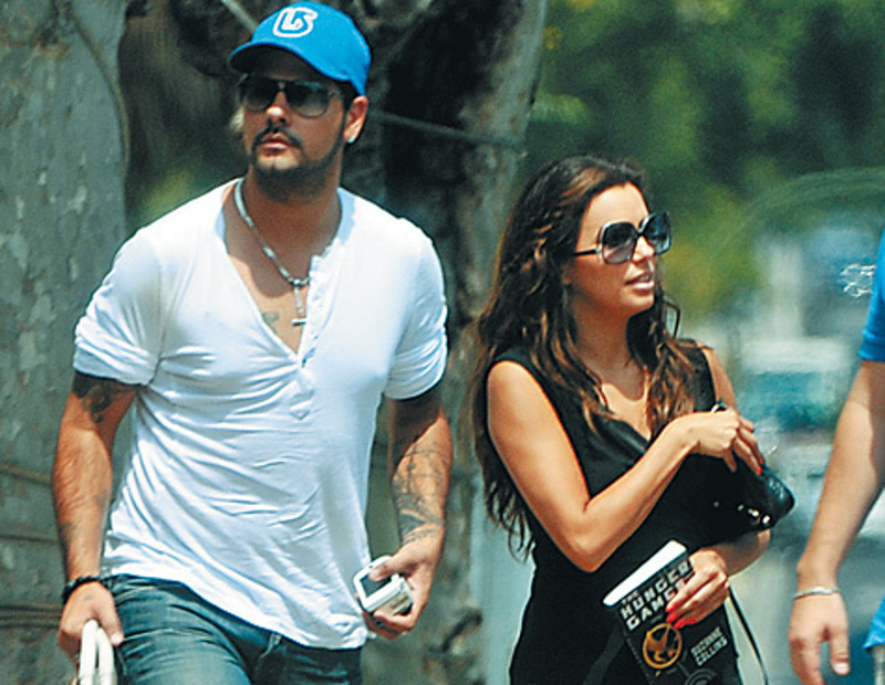 В последнее время Ева проводит свое свободное время в обществе Эдуардо Круса, брата актрисы Пенелопы Крус. фото: Broadimage/East News