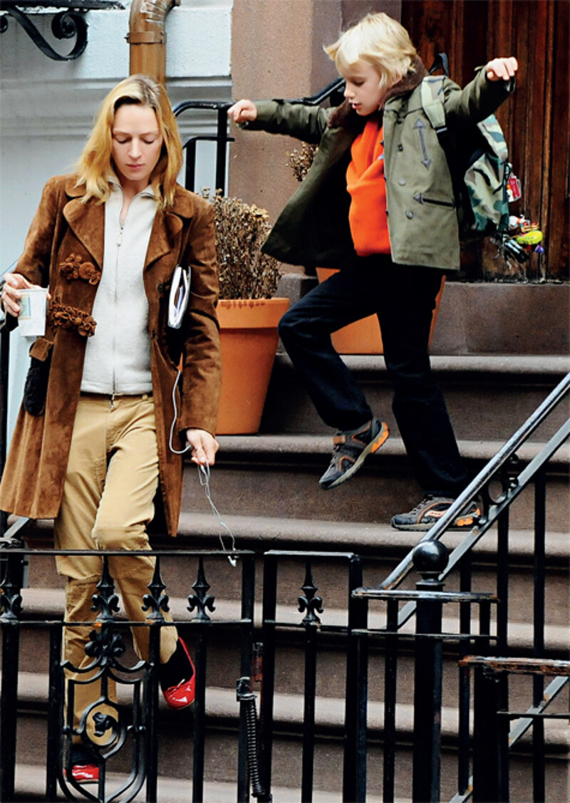 У детей Умы тоже необычные имена. Дочь зовут Майя Рей, а сына – Ливон Роан.