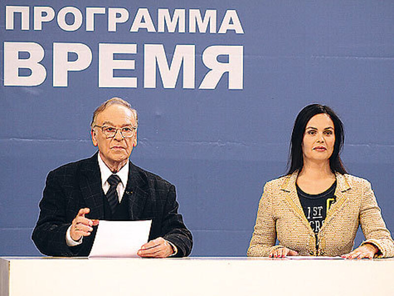 Многое в программе происходит впервые. Выпуск «Времени» ведут Игорь Кириллов и Екатерина Андреева. Фото: Руслан Рощупкин.