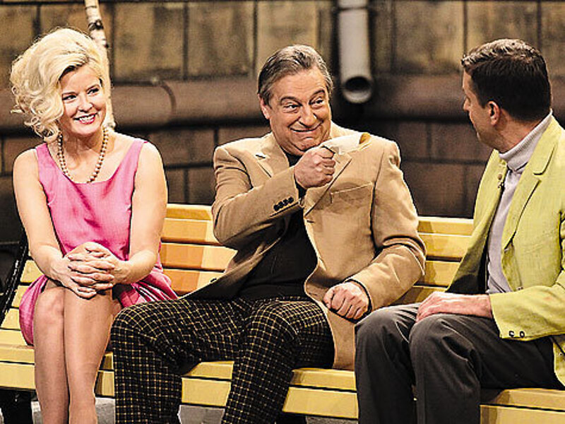 Геннадий Хазанов пришел в «Какие наши годы» и вспомнил о том, как в 1968 году Советский Союз впервые познакомился с месье Фантомасом и комиссаром Жювом в исполнении Луи де Фюнеса и порассуждал о феномене этого фильма. Фото: Руслан Рощупкин.