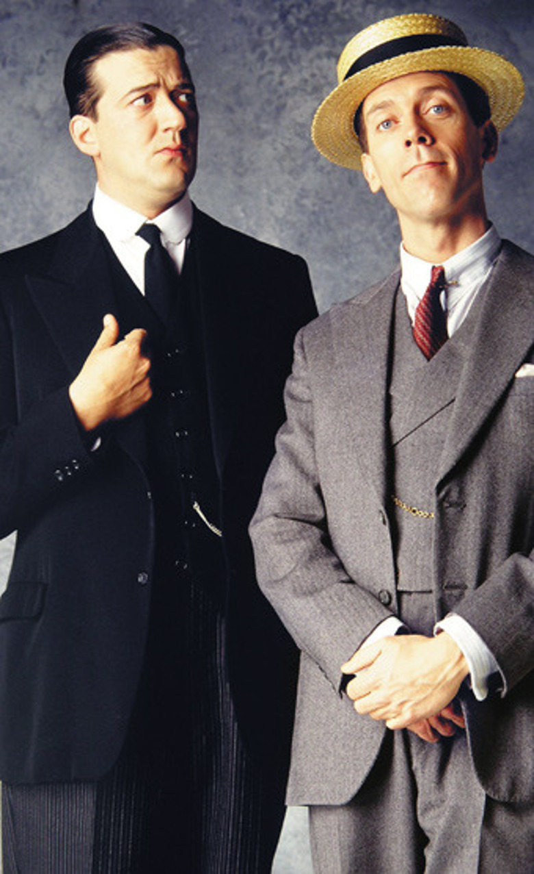 До «Доктора Хауса» Хью Лори снялся еще в одном очень успешном сериале «Дживс и Вустер». Эта комедия снята по мотивам романов П.Г.Вудхауза о молодом английском аристократе Бертраме (Берти) Вустере и его камердинере Реджинальде Дживсе. Партнером Хью по сери