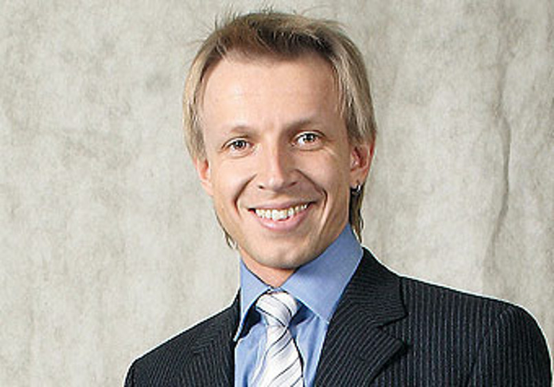 На вопросы «МК-Бульвара» отвечает человек с большим чувством юмора и молодой отец Антон Комолов