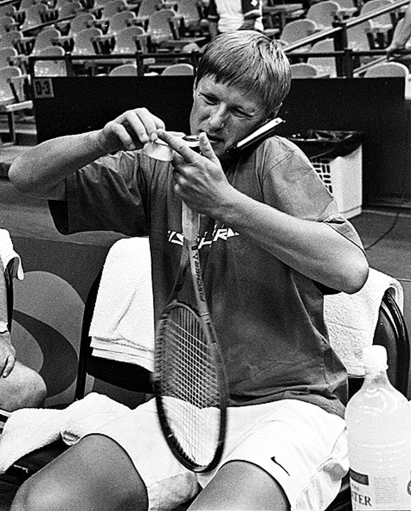 Кафельникову приписывали роман c... Любой Успенской. Говорили, что именно это стало причиной его развода с женой.