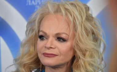 Лариса Долина