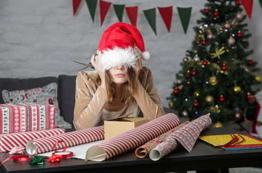 Почему под новый год часто бывает хандра и что с этим делать, советы психолога