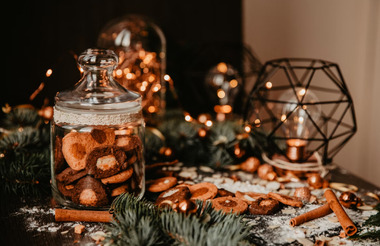 Пять способов создать праздничное новогоднее настроение с помощью ароматов