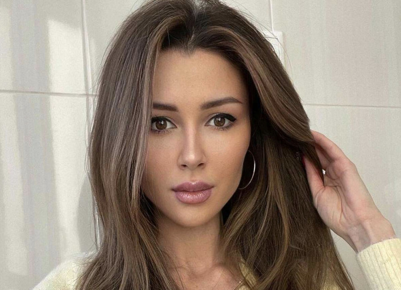 Анна Заворотнюк