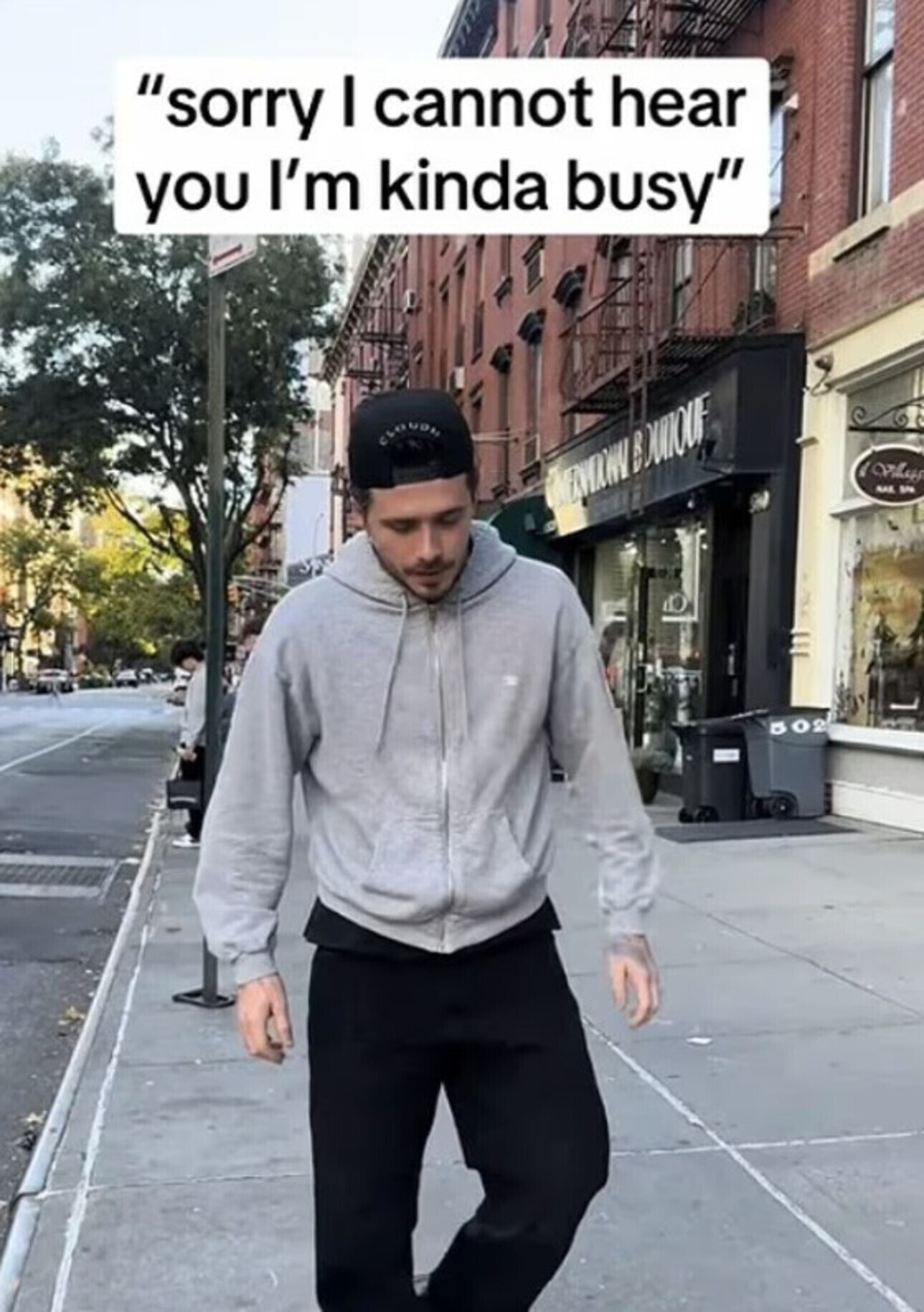 Сын Бекхэмов таинственно ответил тем, кто обвинил его в&nbsp;блокировке родителей