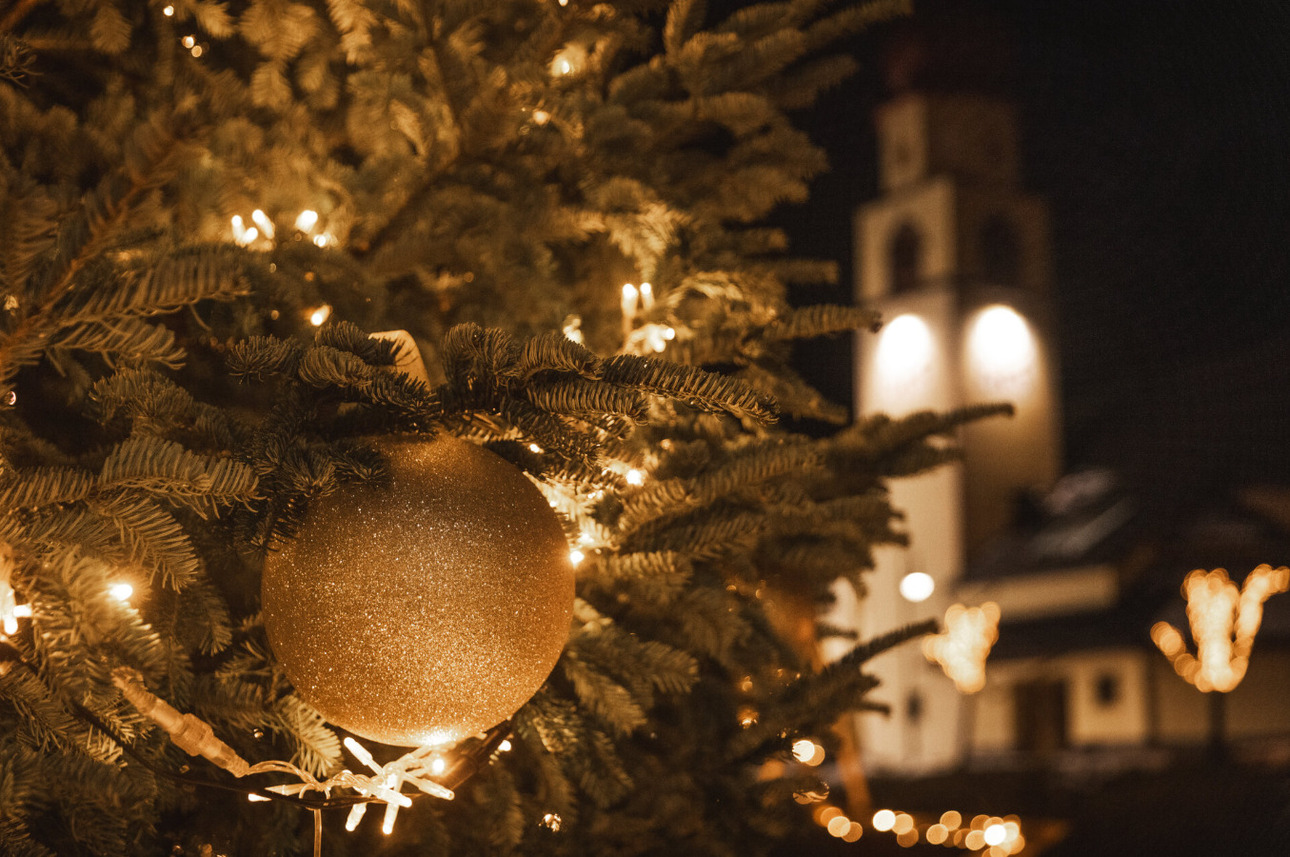 Зимние удовольствия: 5 простых способов создать праздничное настроение