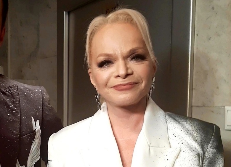 Кадры недели: Диброва и&nbsp;Товстик показали детей, Долина появилась на&nbsp;похоронах