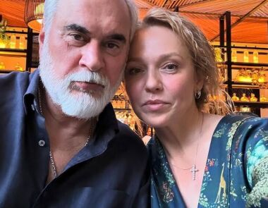 Валерий Меладзе вместе с Альбиной Джанабаевой и сыном Лукой сейчас совершает,тур по Европе