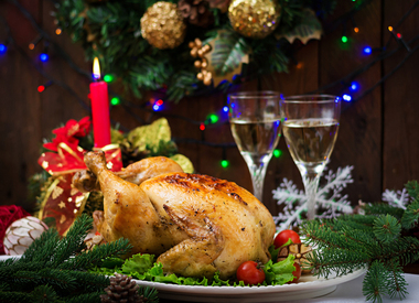 Новый год без тяжести в желудке: 5 легких блюд для праздничного стола