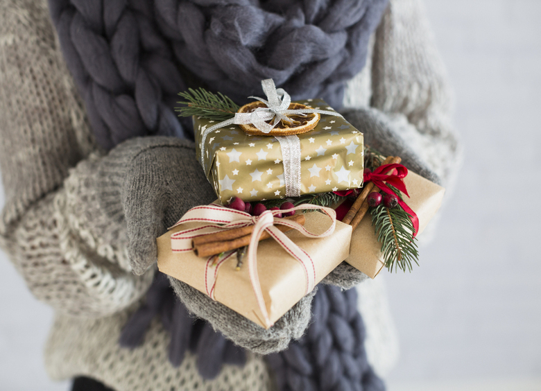 Дары волхвов: недорогие и приятные подарки на Рождество