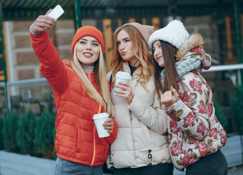 Гороскоп на 27 декабря 2025 года: день новых начинаний и бодрящей энергии