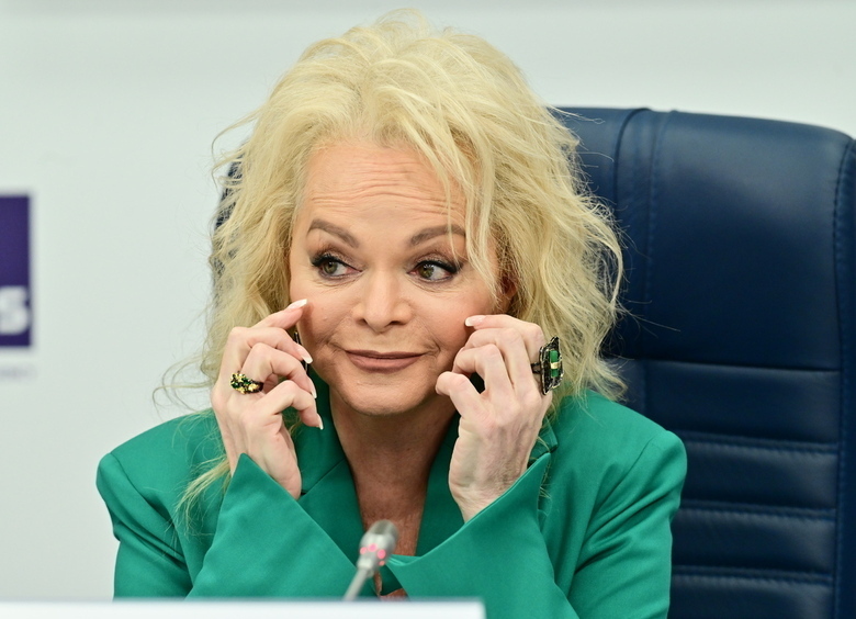 Долина снова обвела вокруг пальца Полину Лурье: вот что она задумала под новый год