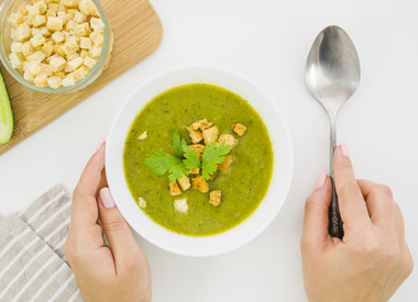 Желудок скажет спасибо: 3 блюда на скорую руку, которые можно приготовить после новогодних перееданий