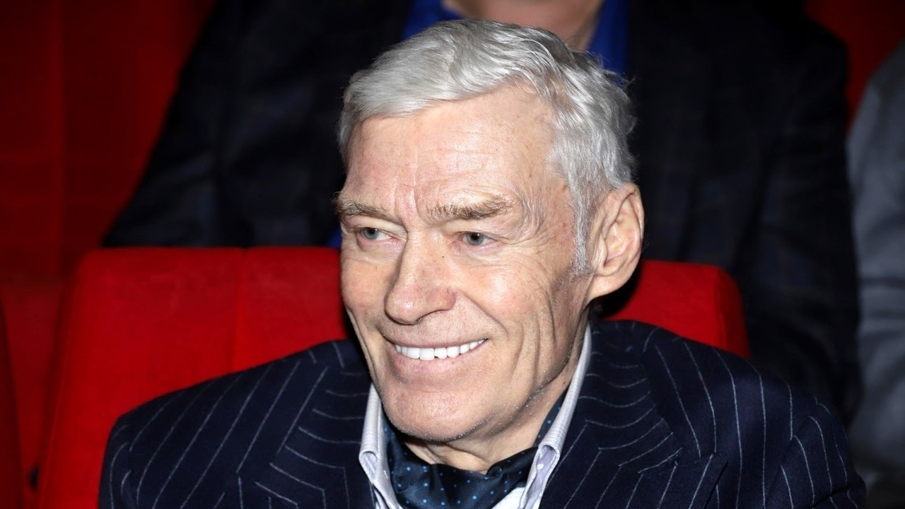 Борис Щербаков отказался от&nbsp;новогодних корпоративов и&nbsp;уехал