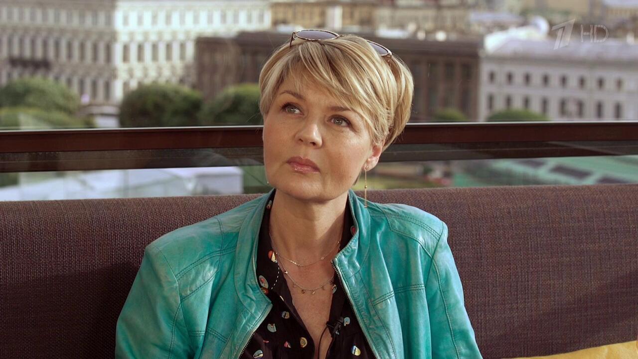 Юлия Меньшова сделала новогоднее обращение после смерти матери