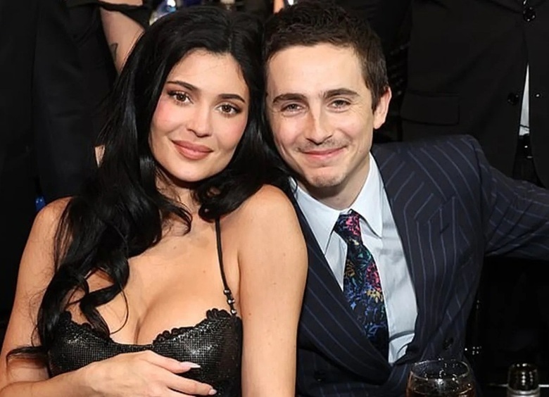 Кайли Дженнер прослезилась от&nbsp;признания Шаламе со&nbsp;сцены Critics Choice