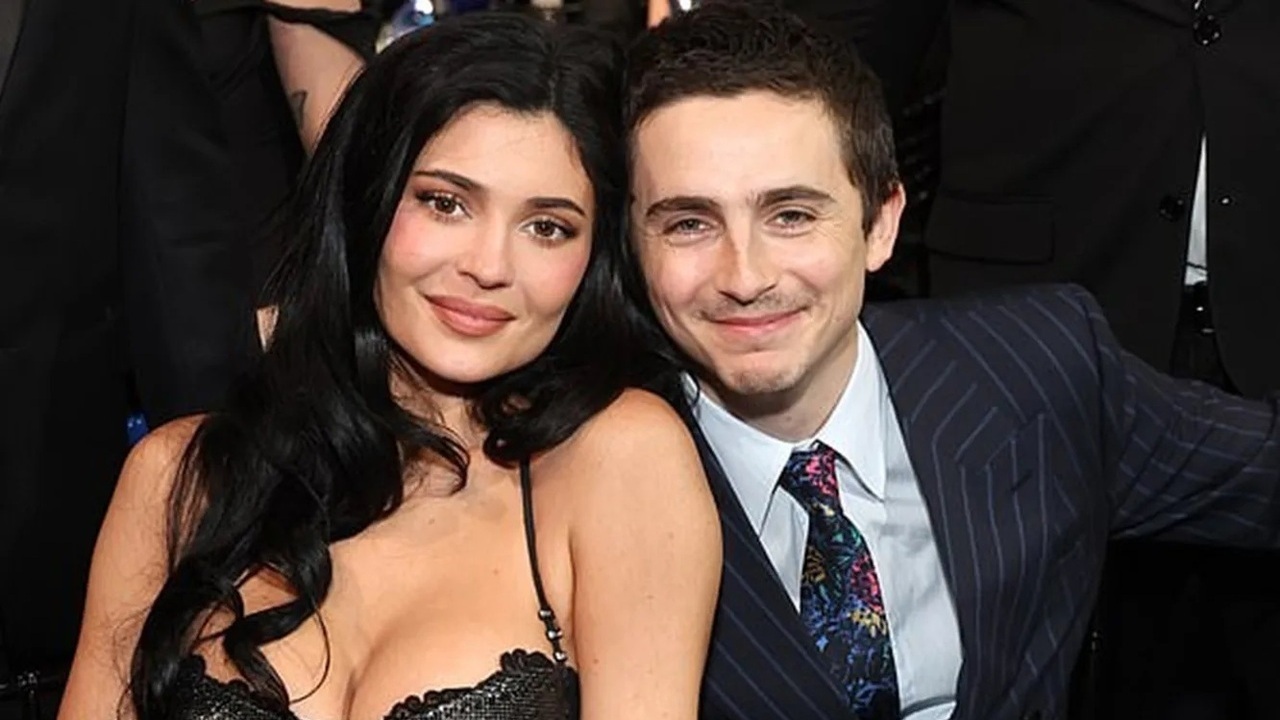 Кайли Дженнер прослезилась от&nbsp;признания Шаламе со&nbsp;сцены Critics Choice