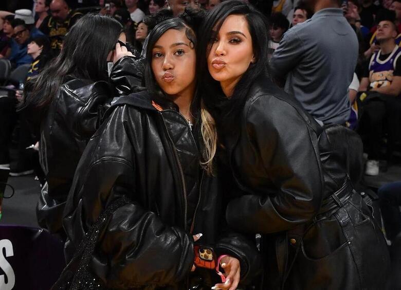 Личный аккаунт 12‑летней Норт Уэст удален на фоне критики ее пирсинга