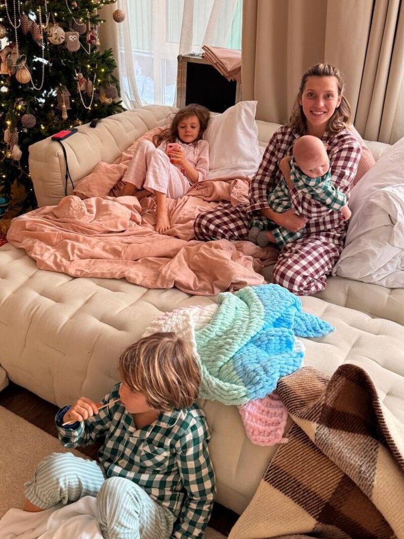 Регина Тодоренко показала всех сыновей от&nbsp;Топалова в&nbsp;честь Рождества