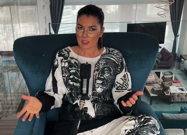 Вероника Степанова предложила выселить Ларису Долину со&nbsp;спецназом