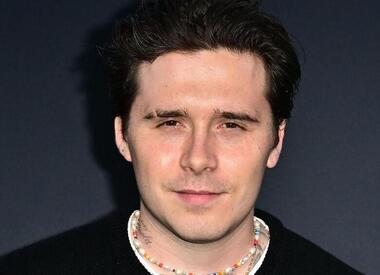 Бруклин Бекхэм хотел общаться с родителями только через юристов