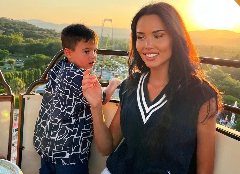 Анастасия Решетова призналась, что оставила сына маме