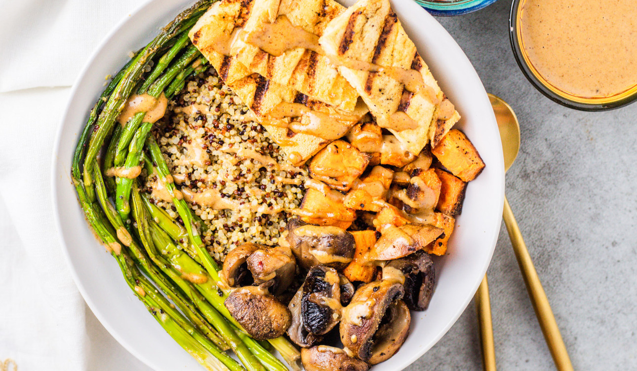 Протеиновые боулы: как составлять и&nbsp;почему они полезны зрелым женщинам