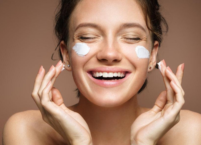 Антиэйдж-детокс в разгар зимы: как помочь коже после праздников