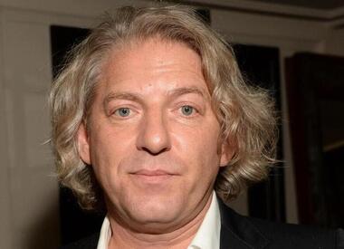 Умер известный телеведущиий Александр Олейников