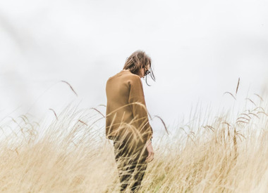 Одиночество без ссоры: как и почему вы остались без подруг, не заметив этого