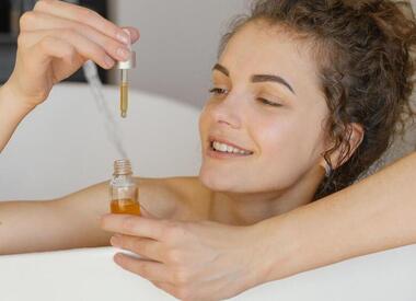 Ароматерапия для женщин: масла, которые улучшают кожу и настроение