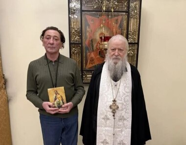 Светлое Пасхальное воскресенье знаменитости встретили по-звездному – с,красиво сервированным столом