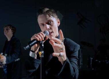 «Восемь лет ждать не буду»: Ваня Дмитриенко раскрыл сроки предложения Анне Пересильд