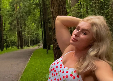 Едва прикрыла самое «интересное»: дочь-качок Марии Шукшиной снова предстала полураздетой