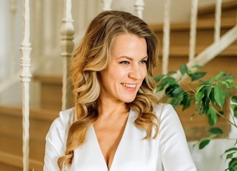 Звезда «Содержанок» Александра Ребенок получила медаль от Путина за вклад в культуру